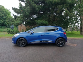 Used Renault Clio 2019 for sale - 78786418: Photo