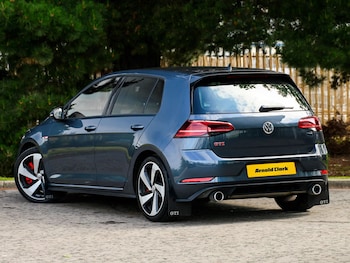 Used Volkswagen Golf 2019 for sale - 78932996: Photo