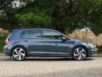 Used Volkswagen Golf 2019 for sale - 78932996: Photo
