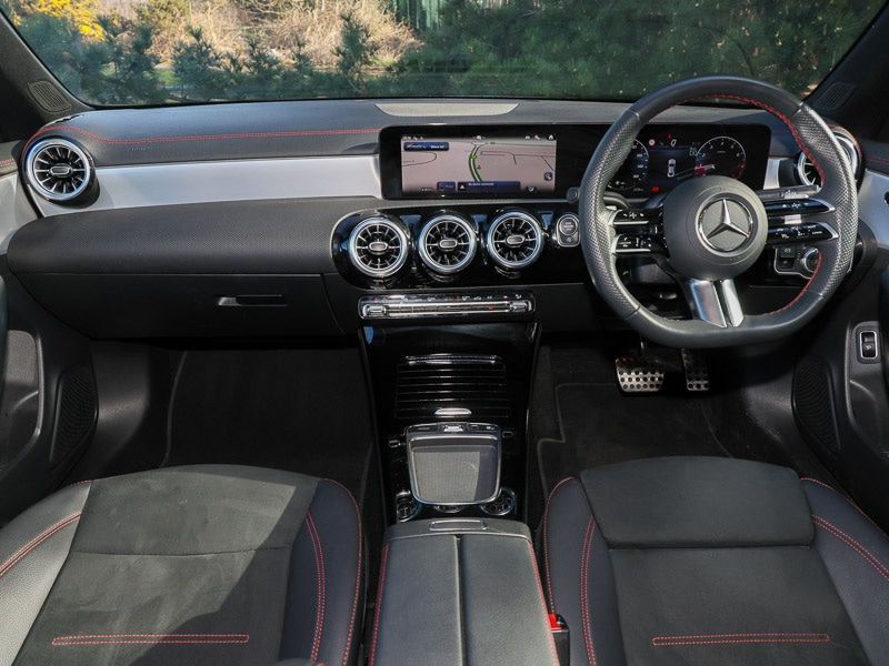 Used Mercedes-Benz CLA 2024 for sale - 78125752: Photo 2