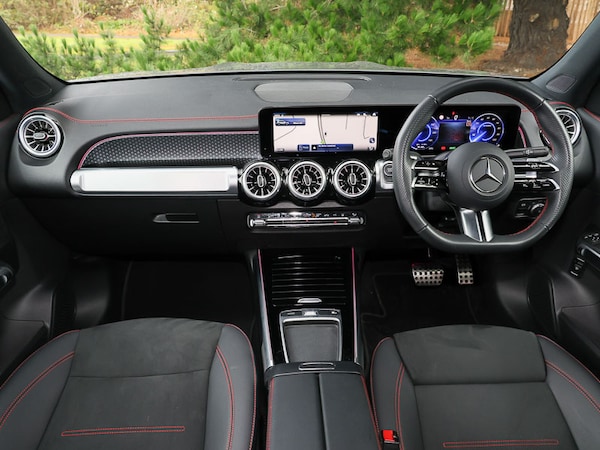 Used Mercedes-Benz EQB 2024 for sale - 76199395: Photo 2