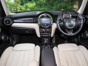 Used MINI Cooper 2018 for sale - 79048422: Photo