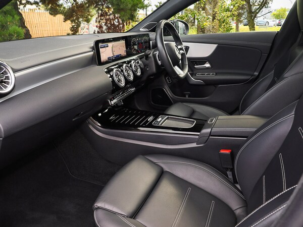 Used Mercedes-Benz CLA 2024 for sale - 75668899: Photo 5