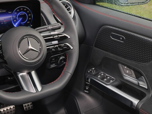Used Mercedes-Benz EQB 2025 for sale - 74988399: Photo 12