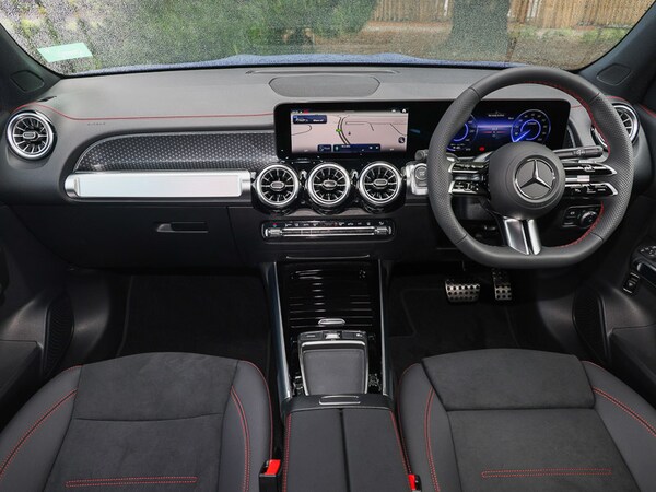 Used Mercedes-Benz EQB 2025 for sale - 74988399: Photo 2