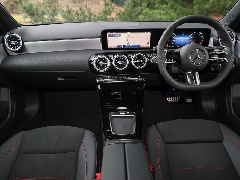 Used Mercedes-Benz A-Class 2025 for sale - 77439347: Photo 2