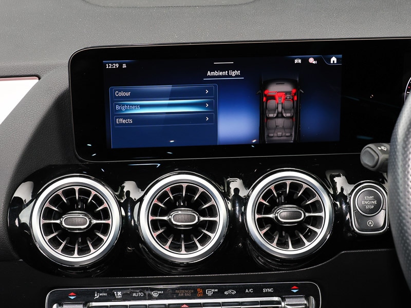 Used Mercedes-Benz GLA 2024 for sale - 76052178: Photo 17