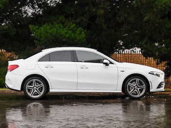 Used Mercedes-Benz A-Class 2020 for sale - 76435187: Photo