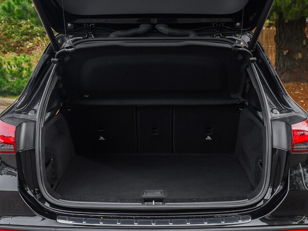 Used Mercedes-Benz GLA 2023 for sale - 76107936: Photo 8