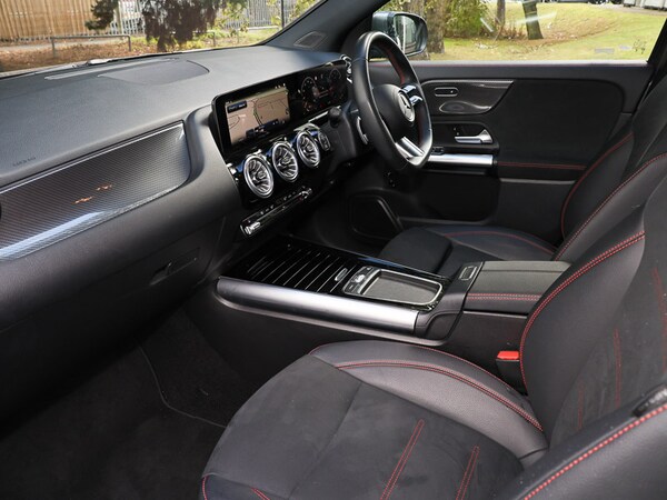 Used Mercedes-Benz GLA 2024 for sale - 76053762: Photo 5