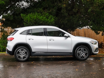 Used Mercedes-Benz GLA 2021 for sale - 77039445: Photo