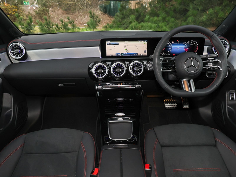 Used Mercedes-Benz CLA 2025 for sale - 77343143: Photo 2