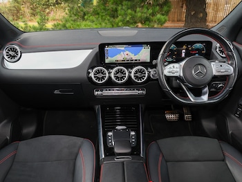 Used Mercedes-Benz EQA 2022 for sale - 76052778: Photo 2