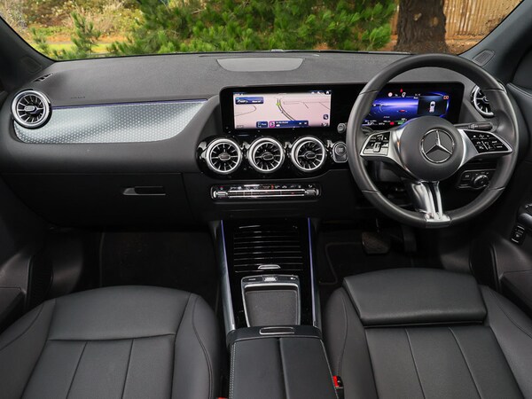 Used Mercedes-Benz EQA 2024 for sale - 76213524: Photo 2