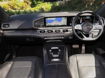 Used Mercedes-Benz GLE 2023 for sale - 78735357: Photo