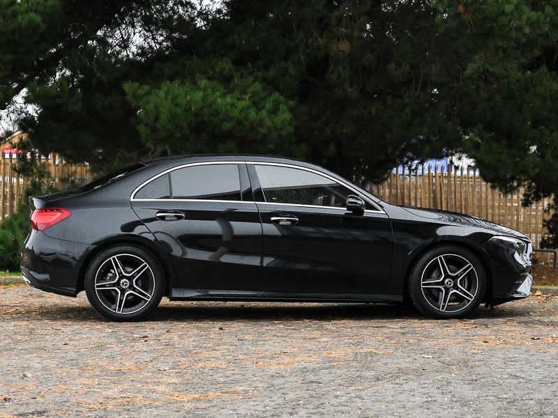 Used Mercedes-Benz A-Class 2025 for sale - 76636540: Photo 4