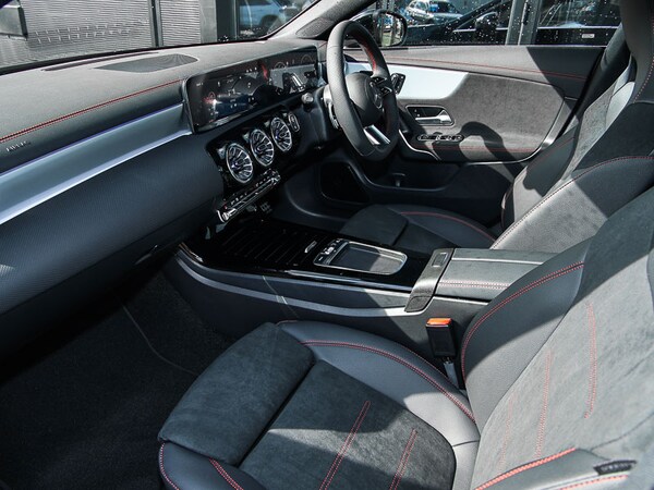 Used Mercedes-Benz CLA 2024 for sale - 74147215: Photo 5