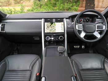 Used Land Rover Discovery 2024 for sale - 76269136: Photo 2