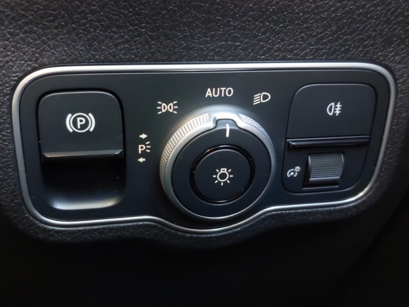 Used Mercedes-Benz GLB 2024 for sale - 76502237: Photo 19