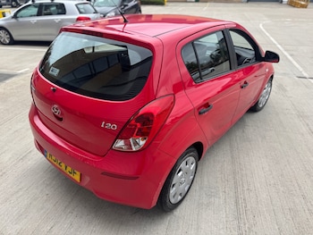 Used Hyundai i20 2012 for sale - 75516759: Photo