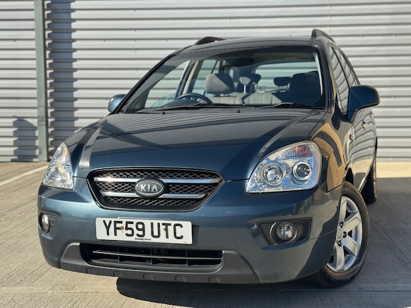 Used Kia Carens 2010 for sale - 75687117: Photo 2