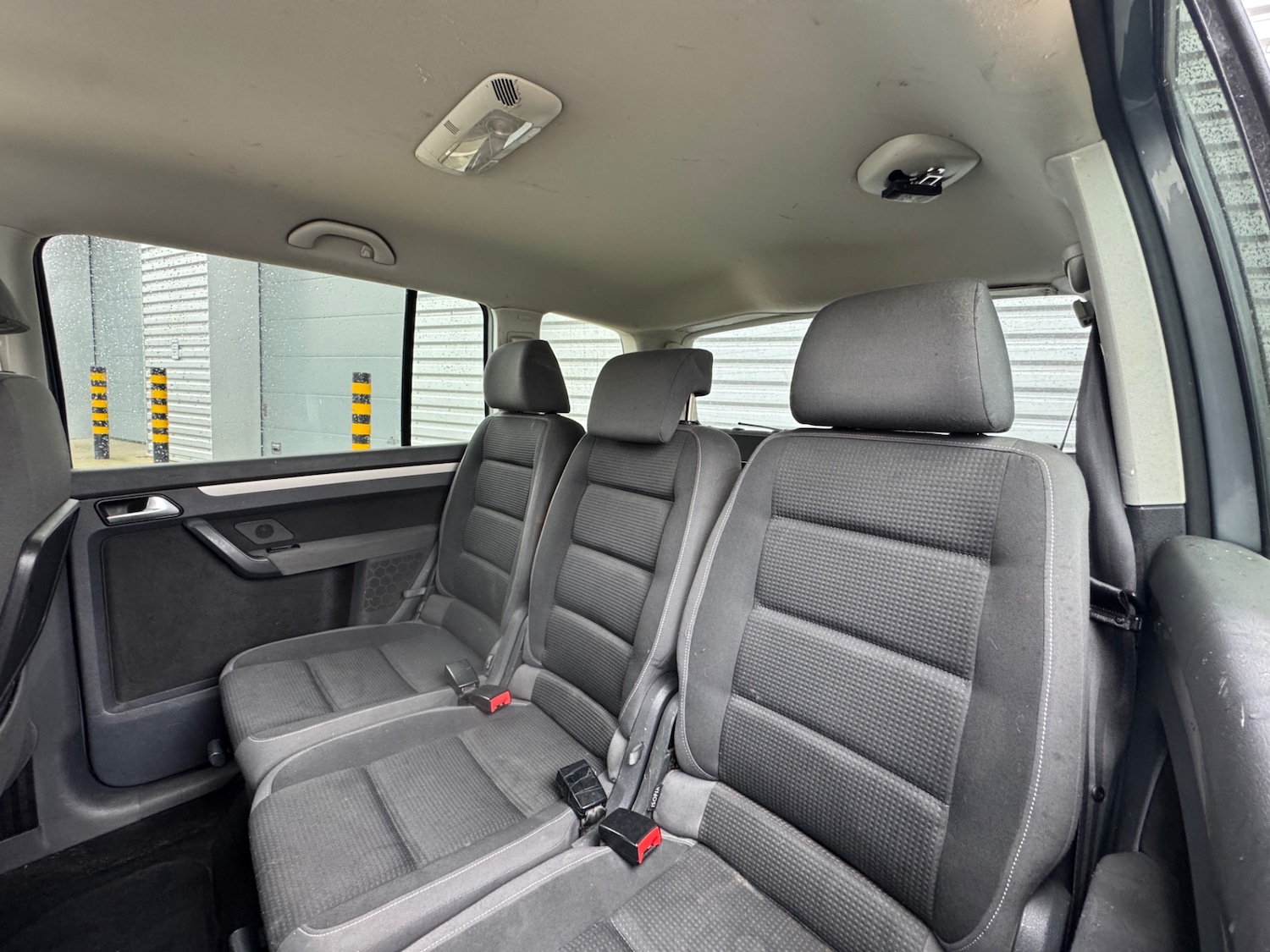 Used Volkswagen Touran 2009 for sale - 76165236: Photo 7