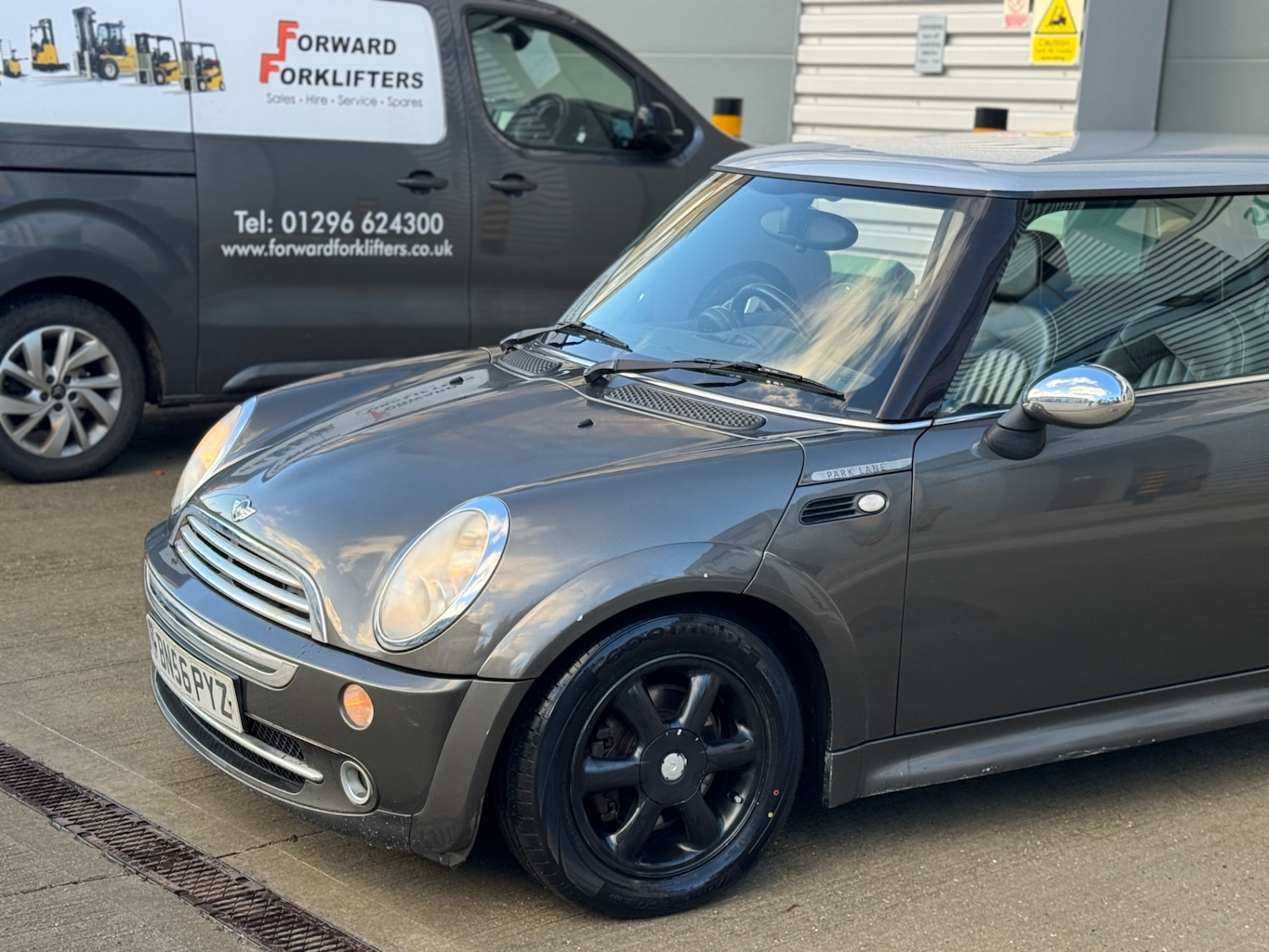 Used MINI Hatch 2006 for sale - 76799629: Photo 3
