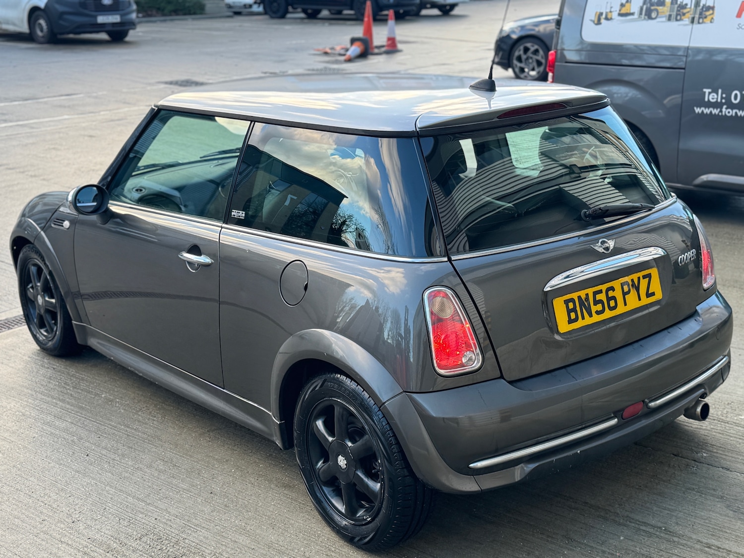 Used MINI Hatch 2006 for sale - 76799629: Photo 7