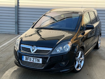 Vauxhall Zafira feature image