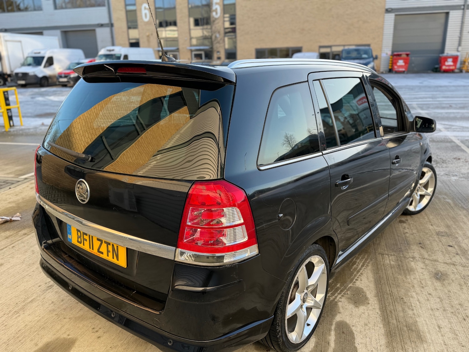Used Vauxhall Zafira 2011 for sale - 77155241: Photo 6