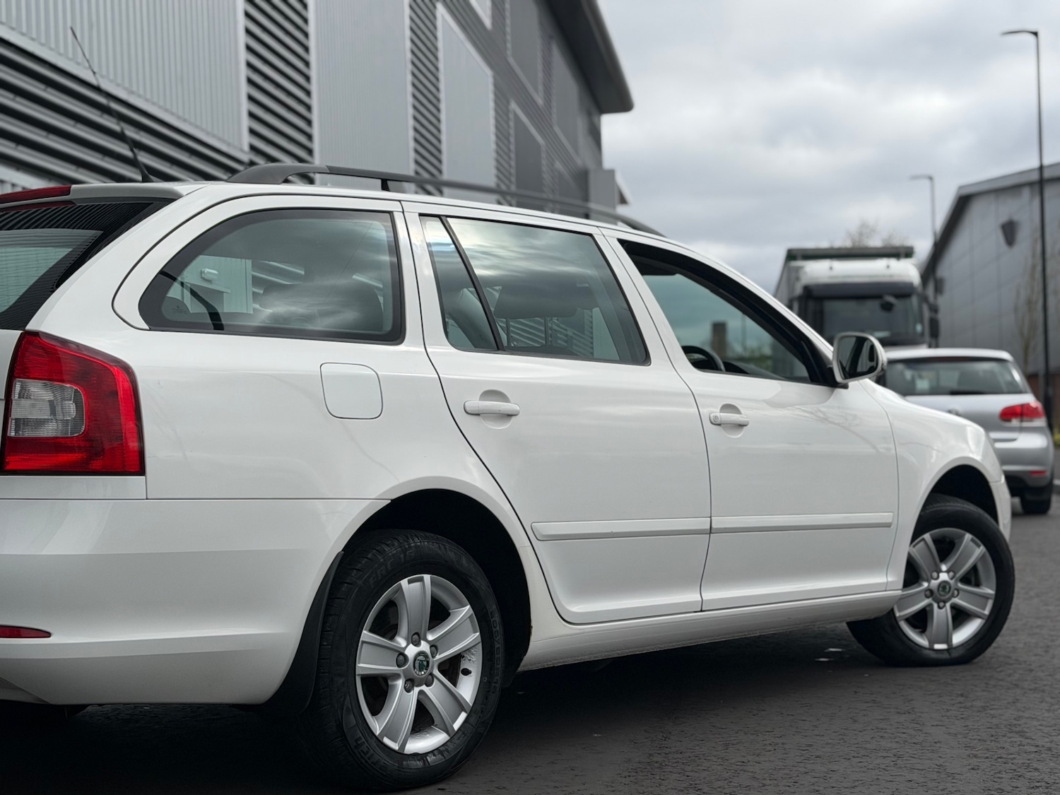 Used Skoda Octavia 2010 for sale - 78120841: Photo 3