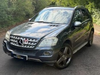 Used Mercedes-Benz M Class 2010 for sale - 79023132: Photo