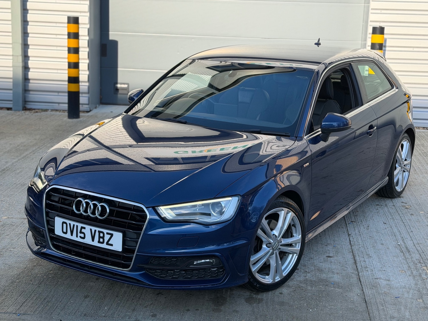 Used Audi A3 2015 for sale - 77201475: Photo 2