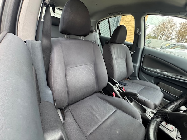 Used Nissan Almera 2005 for sale - 76258134: Photo 11