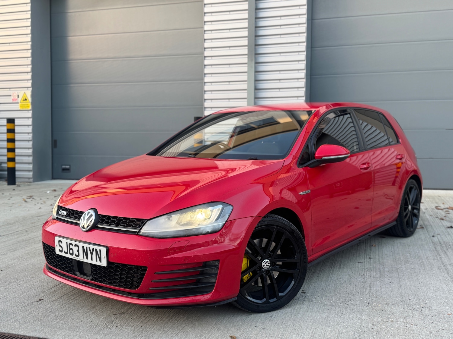 Used Volkswagen Golf 2013 for sale - 77622958: Photo 2