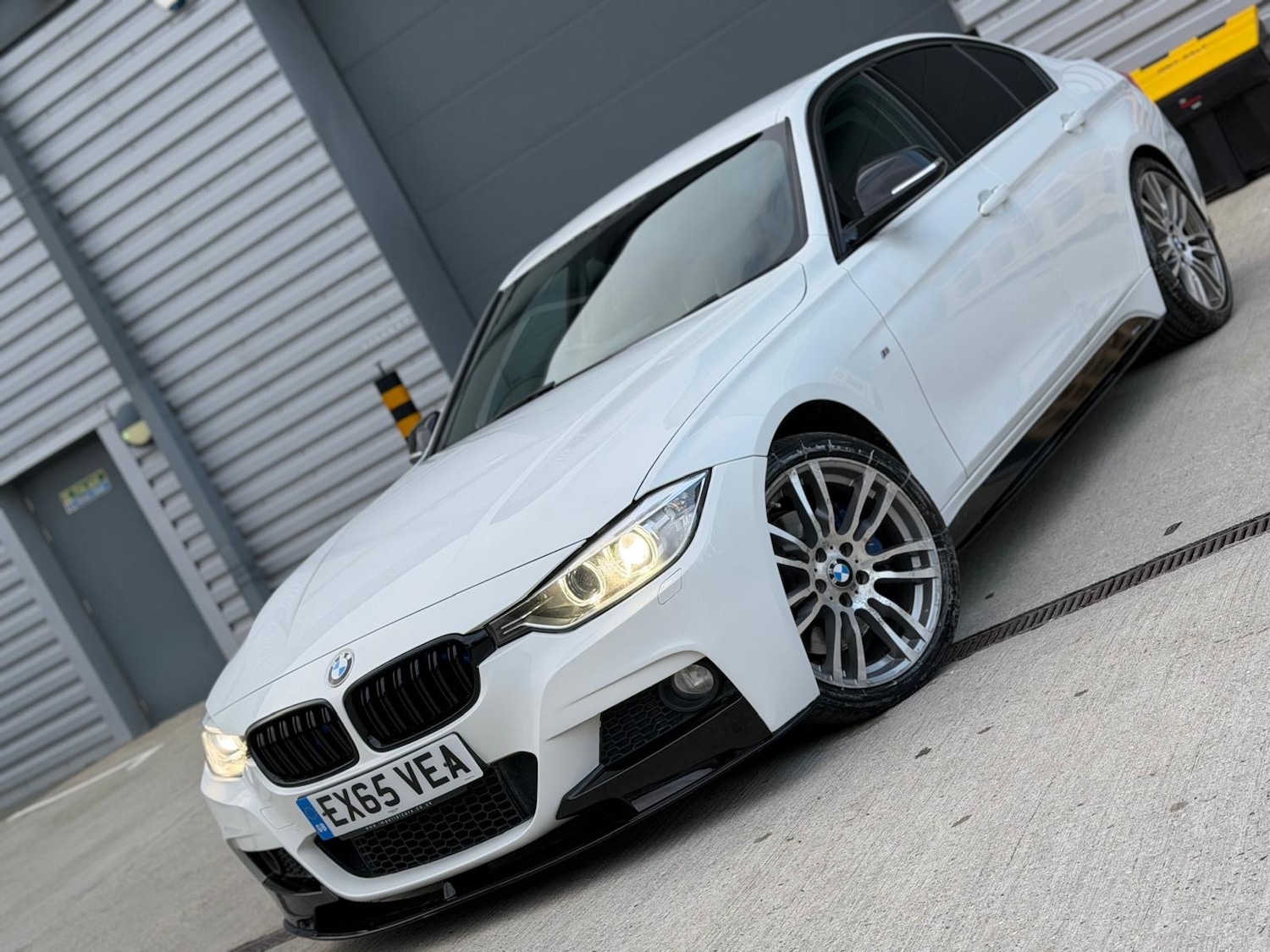 Used BMW 3 Series 2015 for sale - 77264306: Photo 2