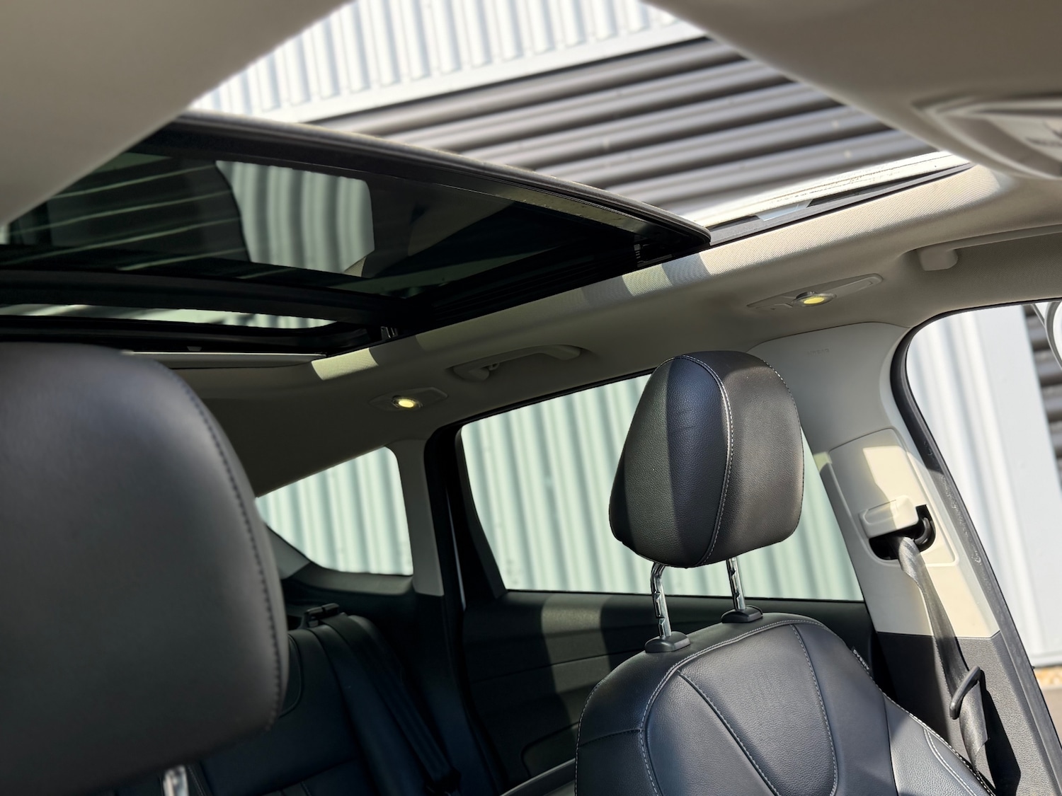 Used Ford Kuga 2016 for sale - 78045895: Photo 18