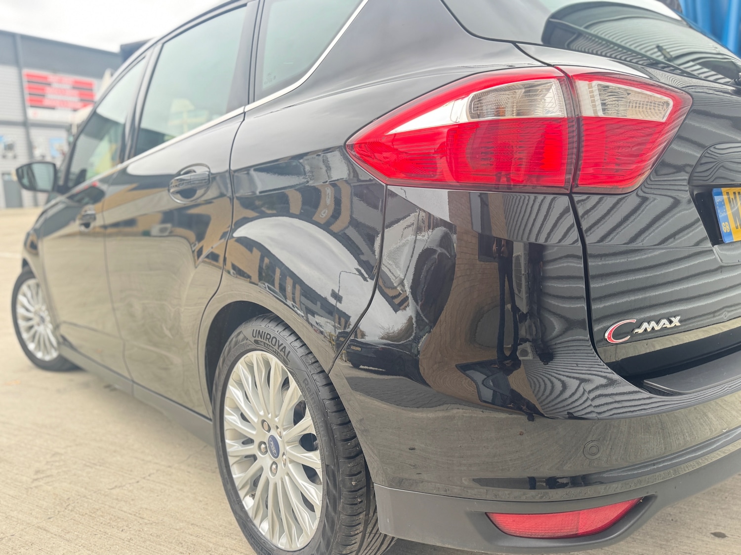 Used Ford C-Max 2014 for sale - 76589932: Photo 9