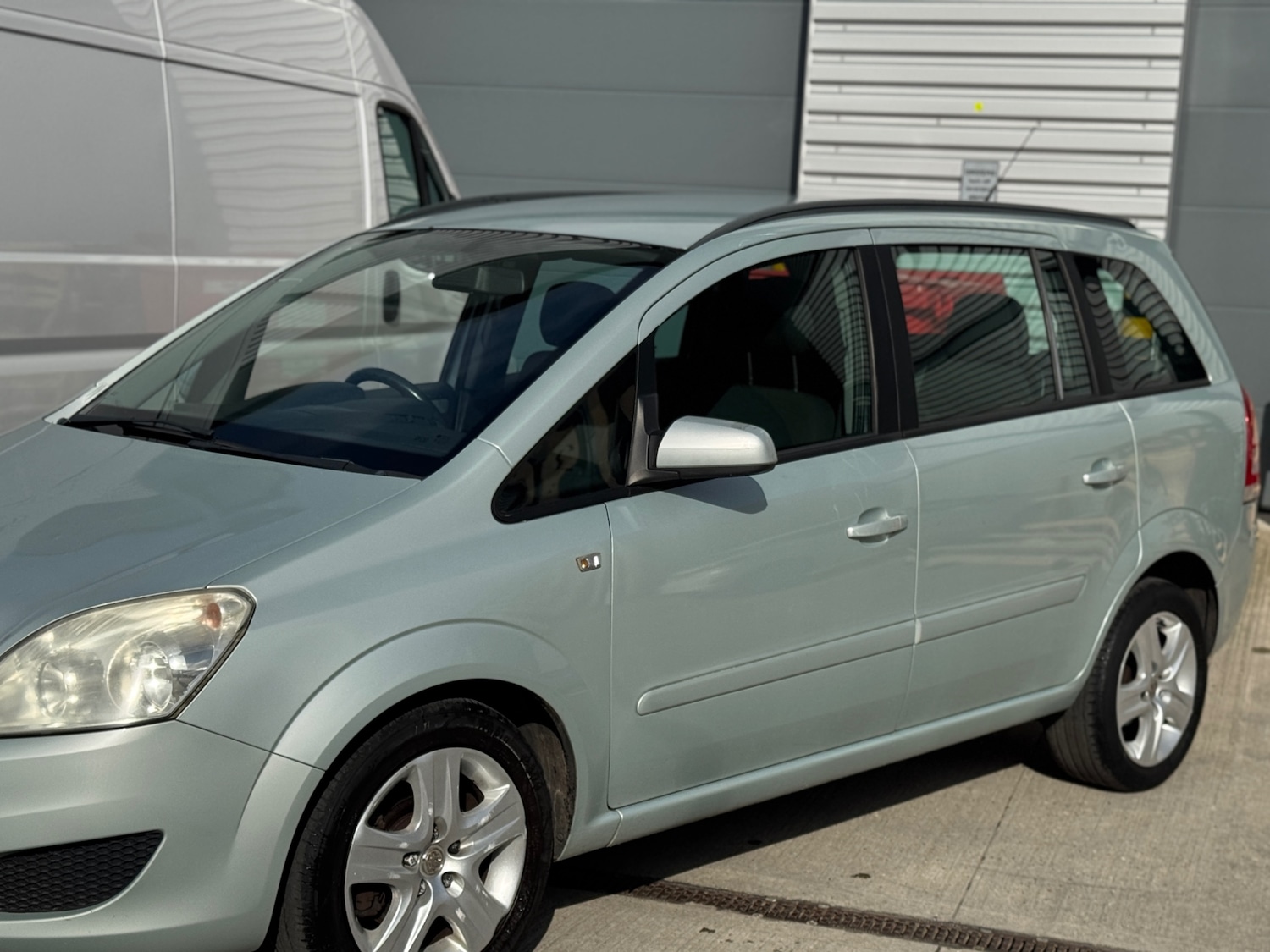 Used Vauxhall Zafira 2009 for sale - 77669424: Photo 5