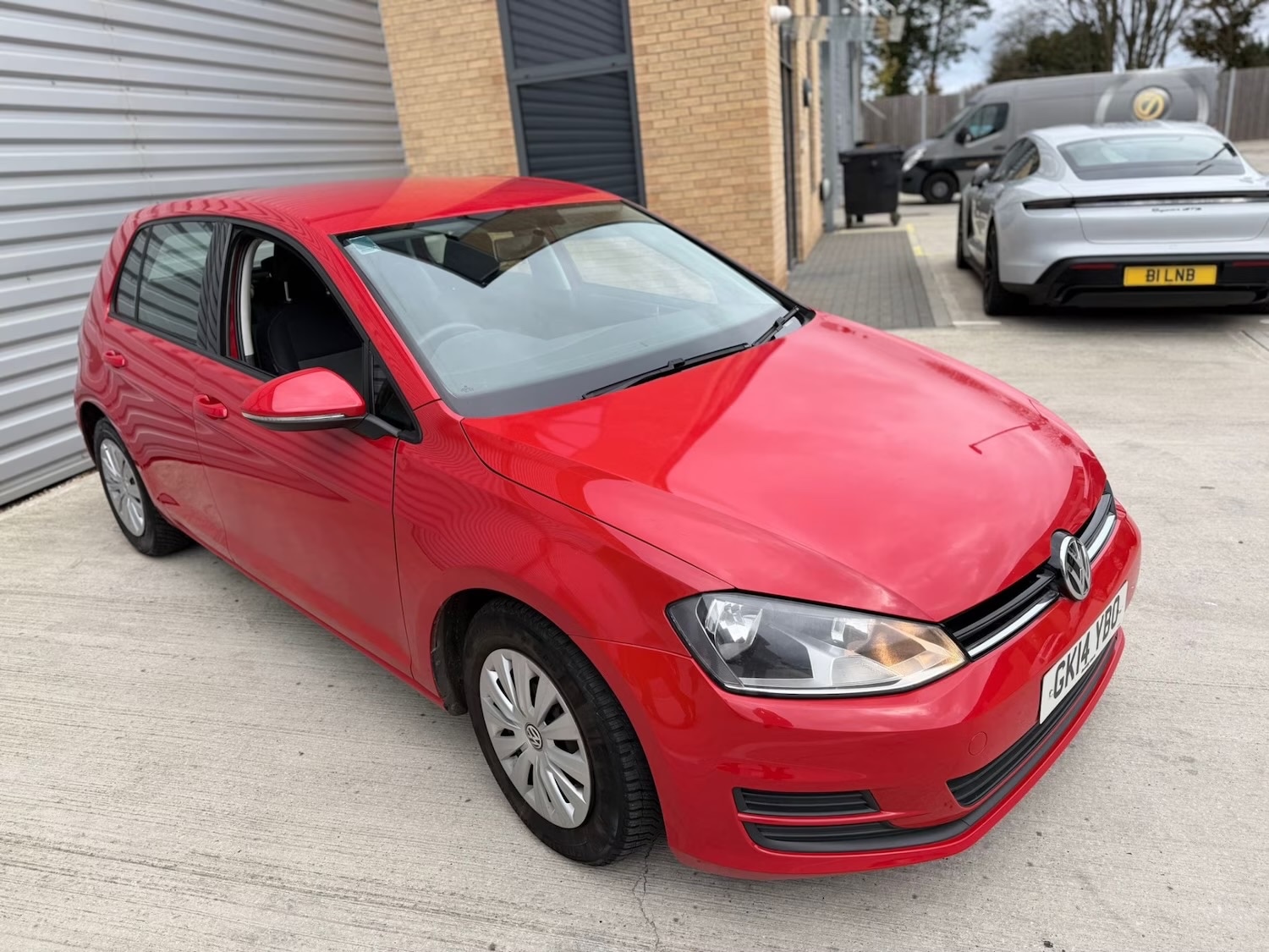 Used Volkswagen Golf 2014 for sale - 77059189: Photo 6
