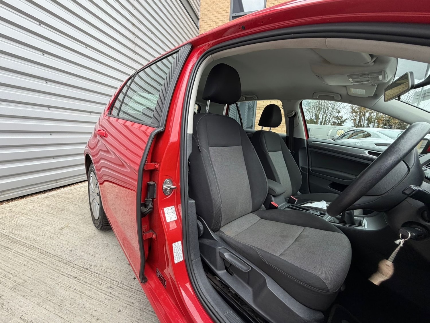 Used Volkswagen Golf 2014 for sale - 77059189: Photo 9