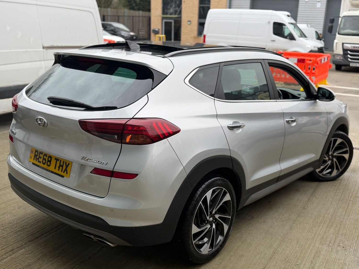 Used Hyundai TUCSON 2018 for sale - 76885198: Photo 11