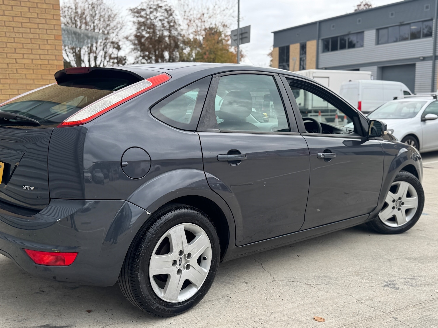 Used Ford Focus 2008 for sale - 76299666: Photo 5