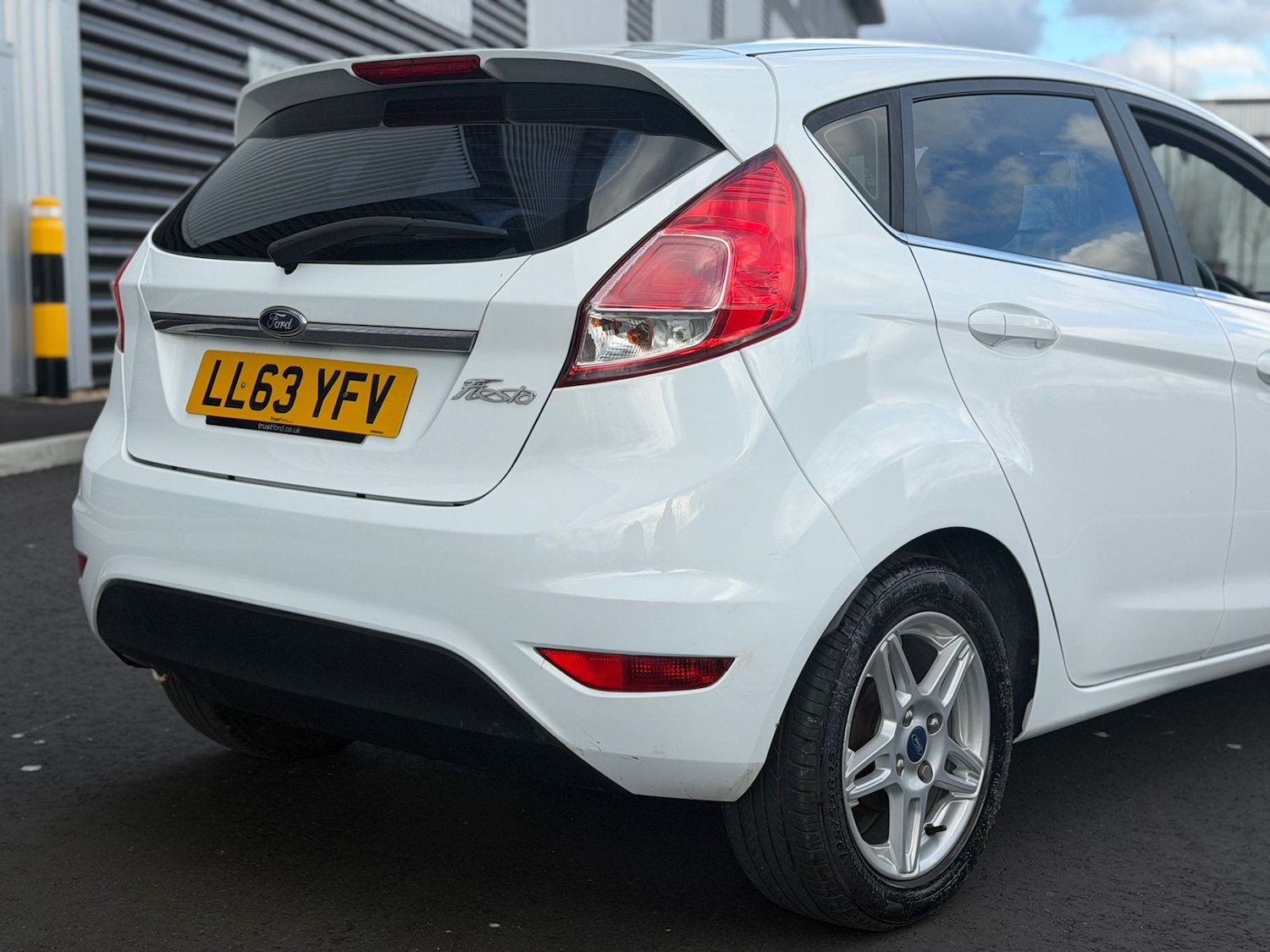 Used Ford Fiesta 2014 for sale - 77837267: Photo 4