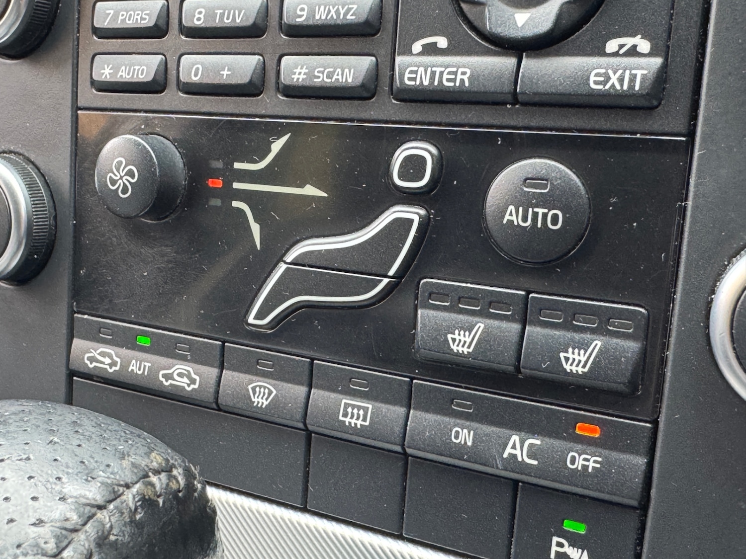 Used Volvo V70 2009 for sale - 76571383: Photo 15