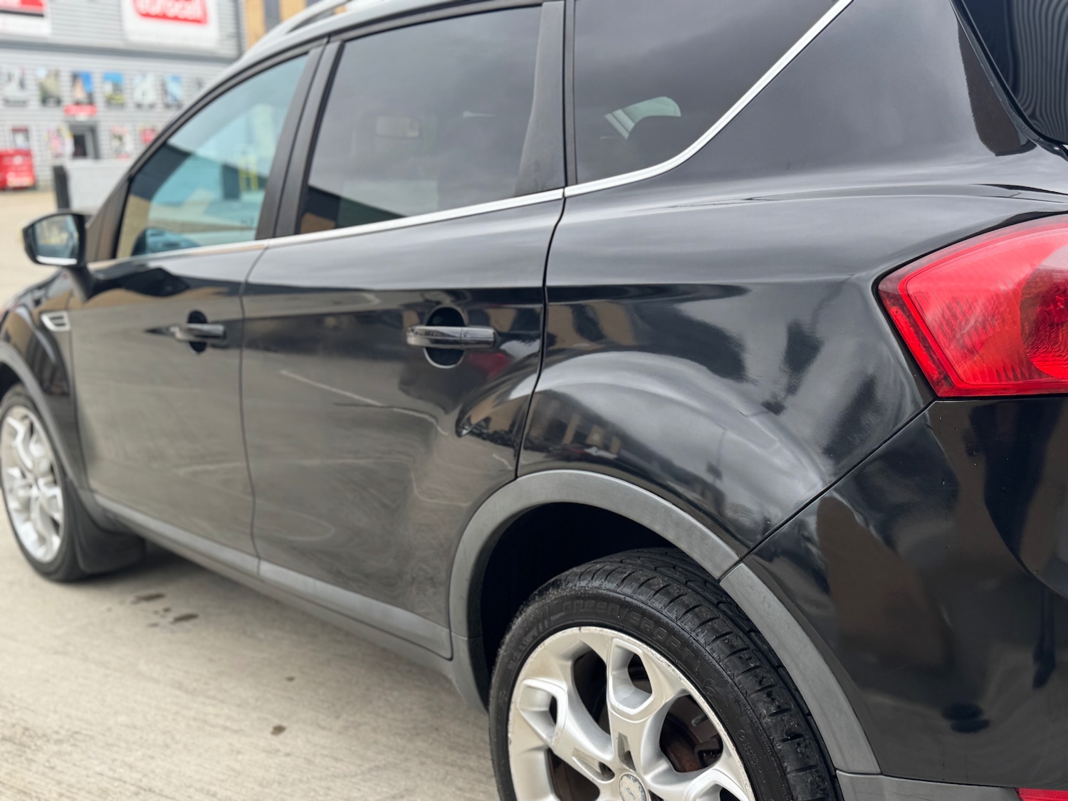 Used Ford Kuga 2010 for sale - 77721700: Photo 12