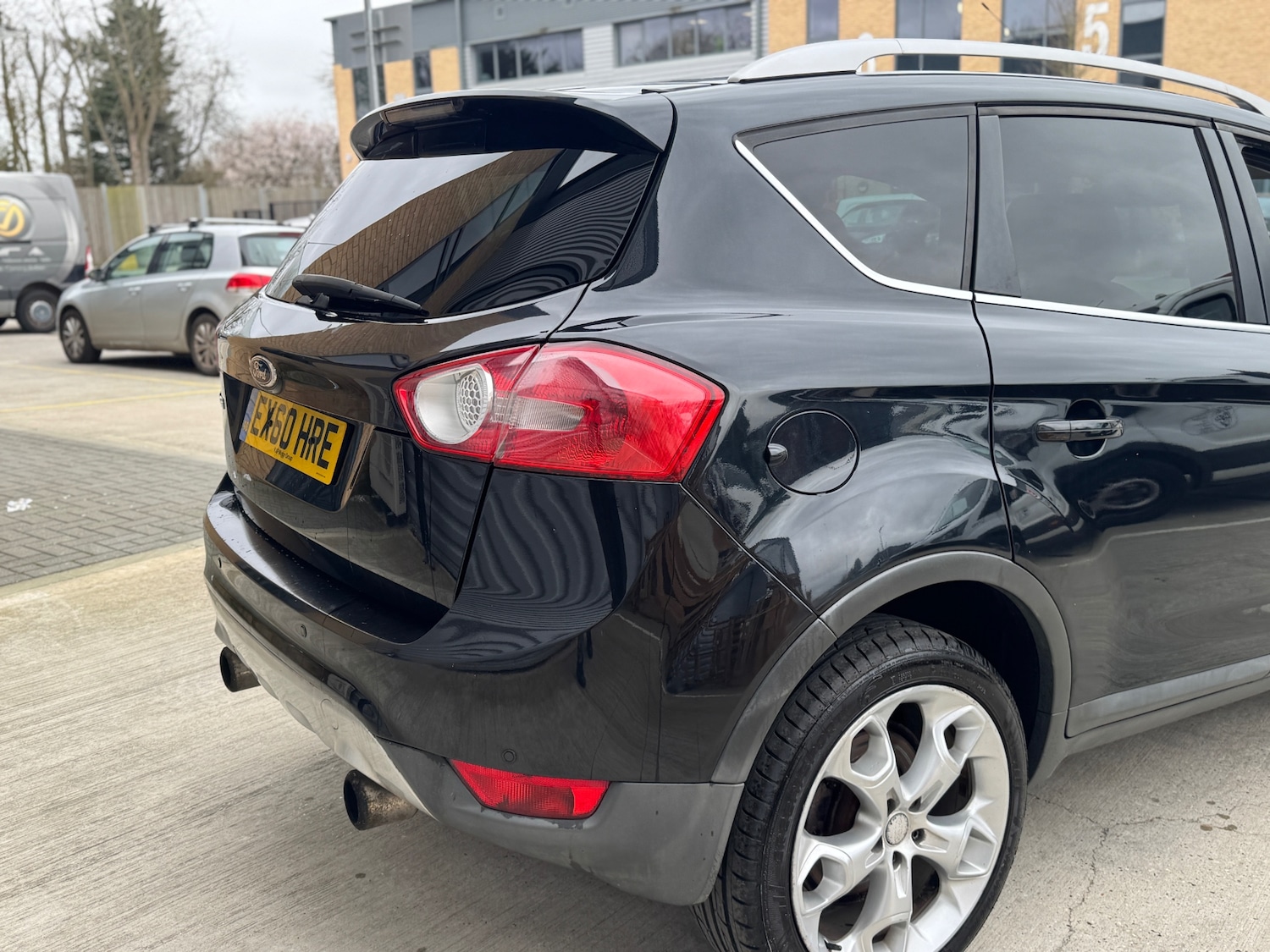 Used Ford Kuga 2010 for sale - 77721700: Photo 5