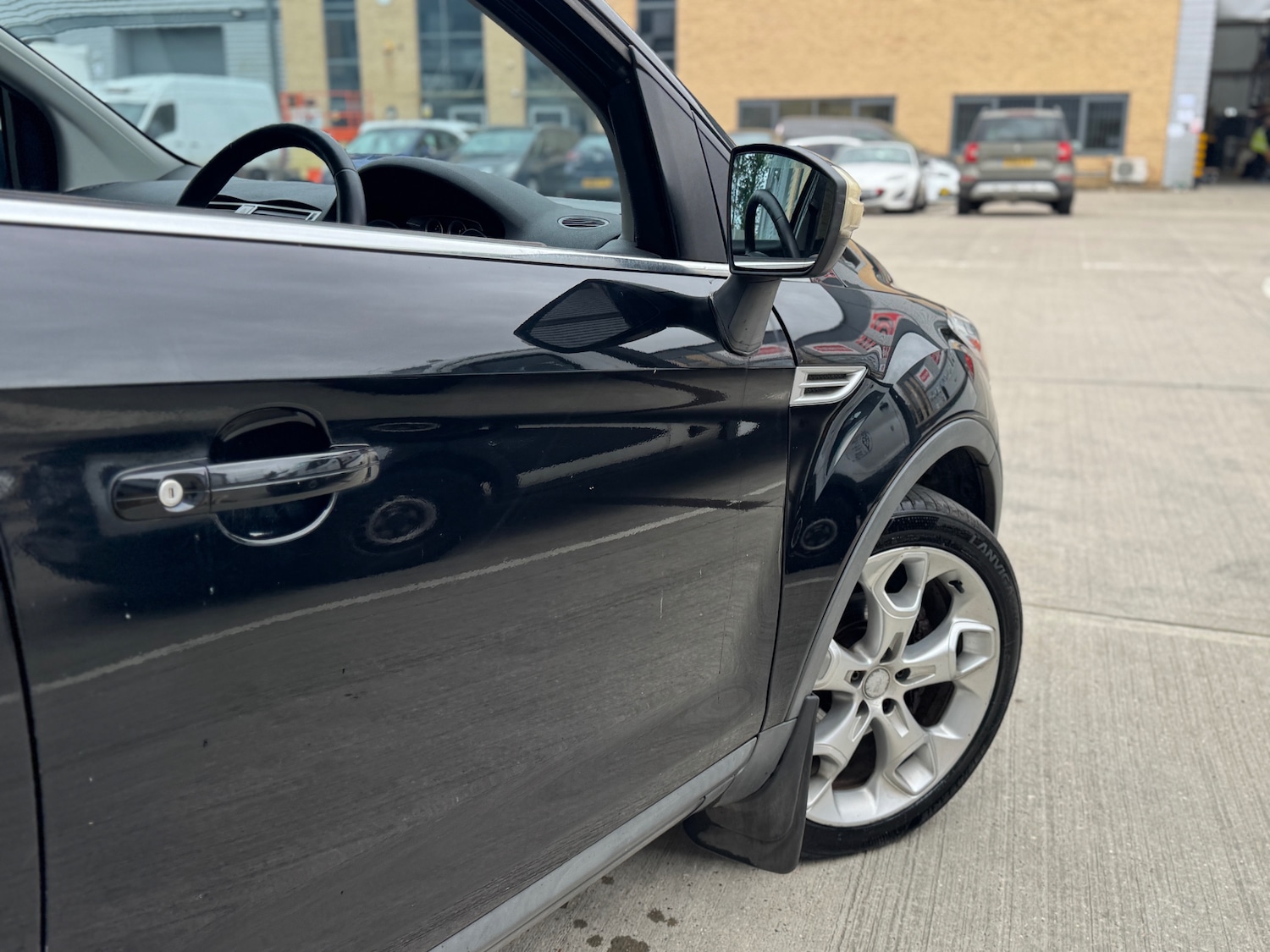 Used Ford Kuga 2010 for sale - 77721700: Photo 9