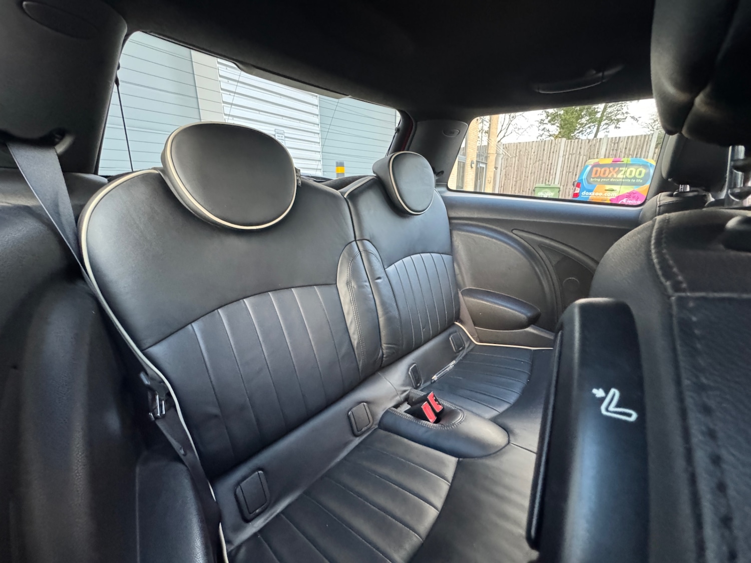 Used MINI Hatch 2011 for sale - 76799635: Photo 14