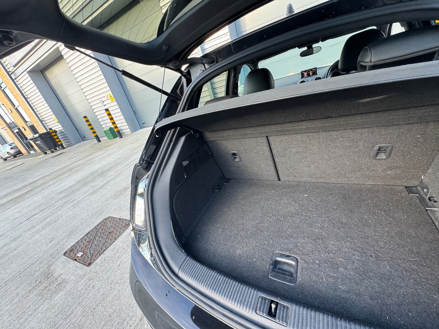 Used Audi A1 2012 for sale - 76980066: Photo 21